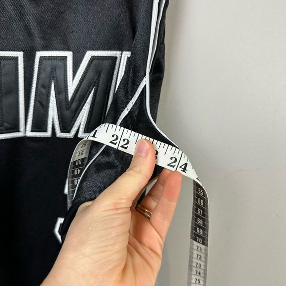 Miami Heat Dwayne Wade black white basketball adidas jersey men’s XL - Picture 8 of 9